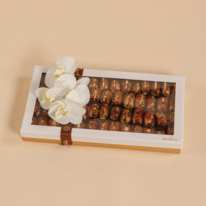 Dates With Nuts Box